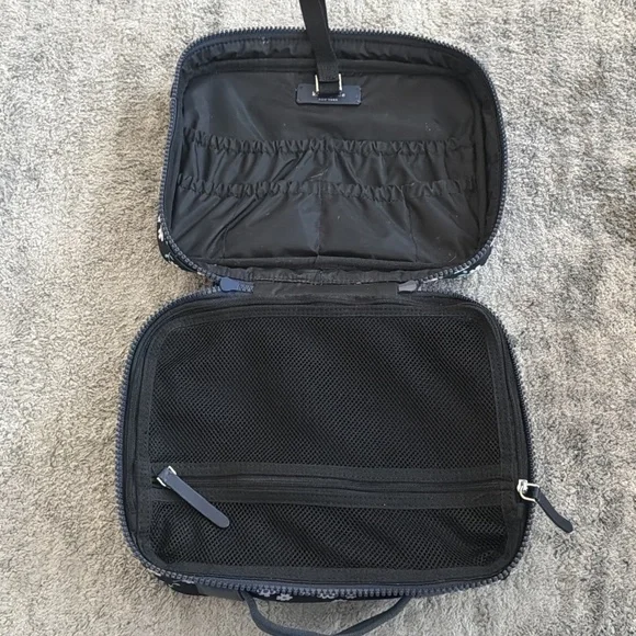 Kate Spade Jae Cosmetic Case - Picture 4 of 6